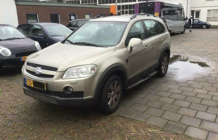Chevrolet Captiva 3.2i Executive vol