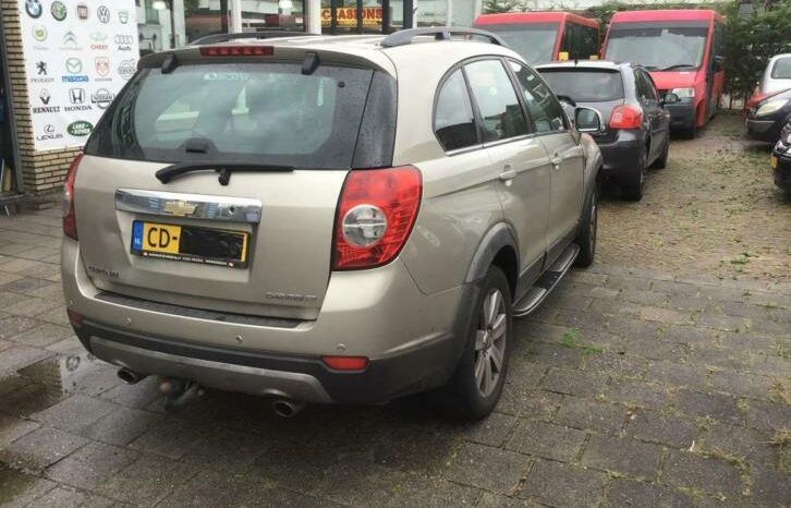 Chevrolet Captiva 3.2i Executive vol