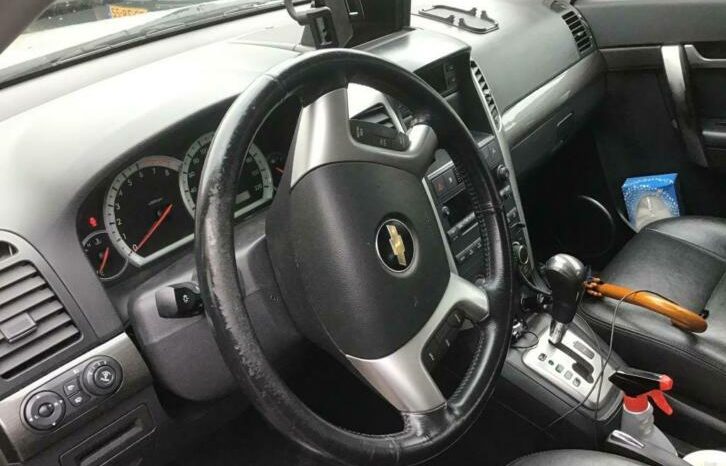 Chevrolet Captiva 3.2i Executive vol