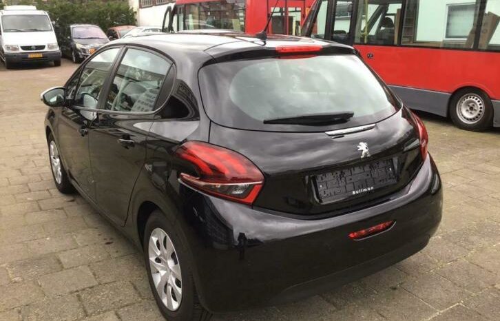 Peugeot 208 1.2 PureTech Like vol