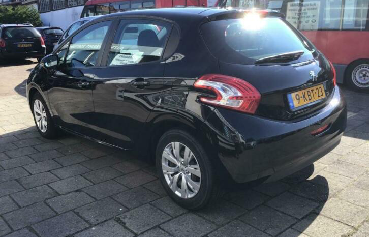 Peugeot 208 1.2 VTi Active vol