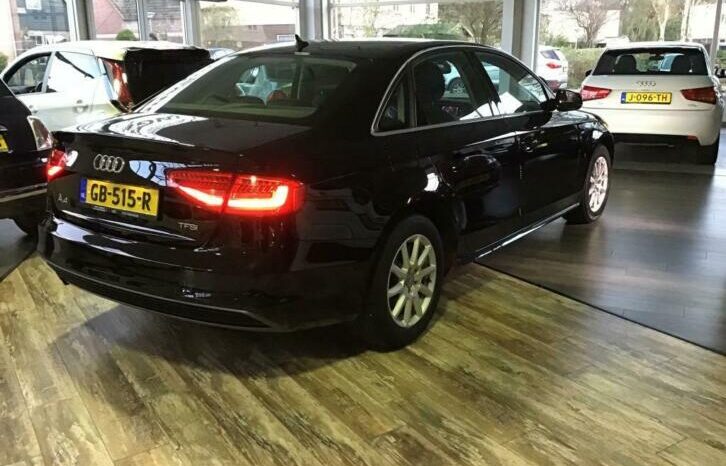Audi A4 1.8 TFSI S Edition vol