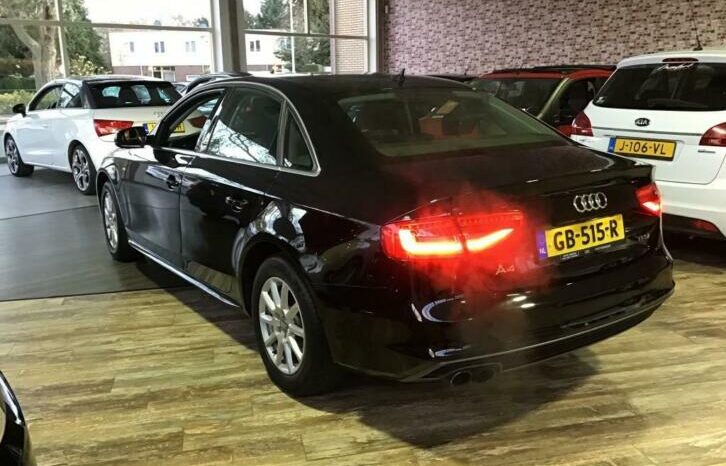 Audi A4 1.8 TFSI S Edition vol