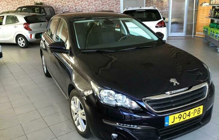 Peugeot 308 1.2 PureT.Blue L. Ex vol