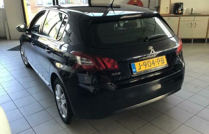 Peugeot 308 1.2 PureT.Blue L. Ex vol
