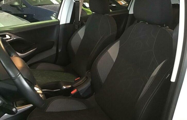 Peugeot 2008 1.2 PureTech GT-line vol