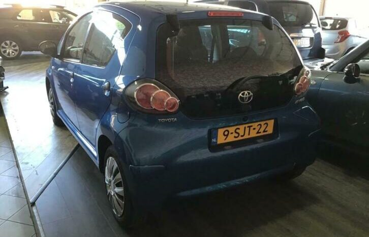 Toyota Aygo 1.0 VVT-i Now vol