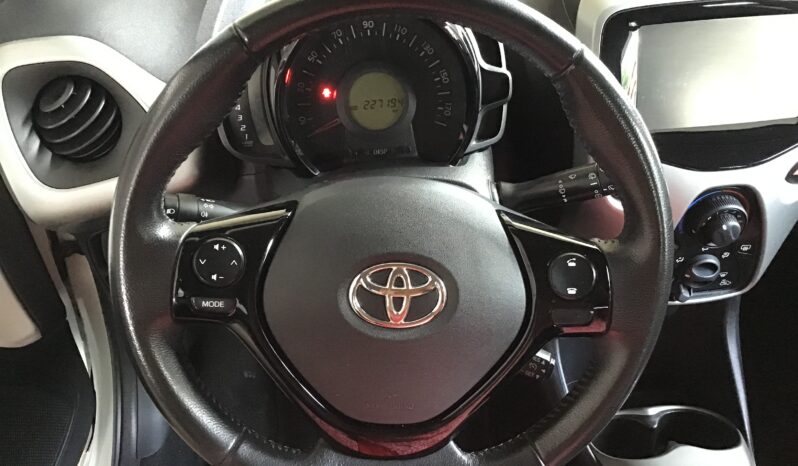 Toyota Aygo 1.0 VVT-i x-play vol