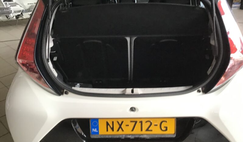 Toyota Aygo 1.0 VVT-i x-play vol