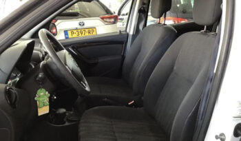 Dacia Duster 1.6 Lauréate 2wd vol