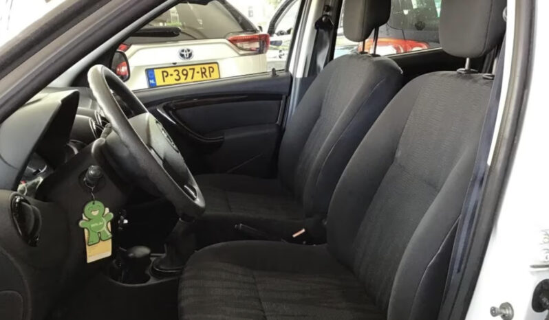 Dacia Duster 1.6 Lauréate 2wd vol
